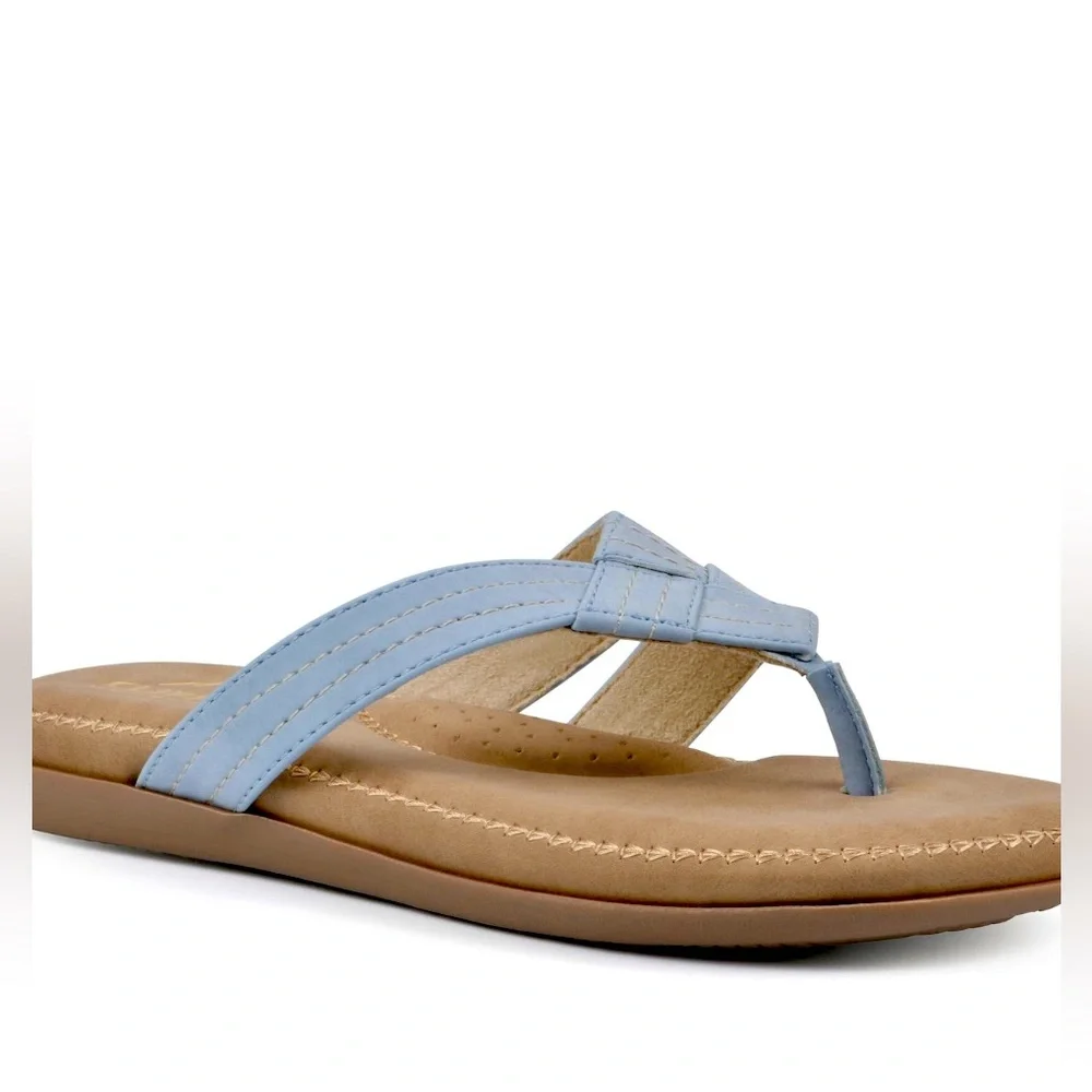 Cliffs by White Mountain Thong Sandals Size 8